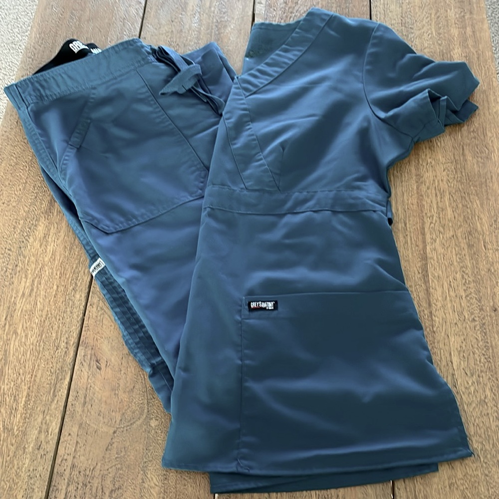 Greys anatomy scrub set